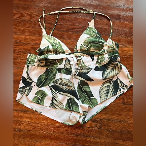 Rip Curl Other - Rip Curl Leaf Print Bikini Shorts Set Medium